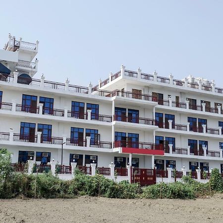 Hotel Sun Haven Большая Нойда Экстерьер фото